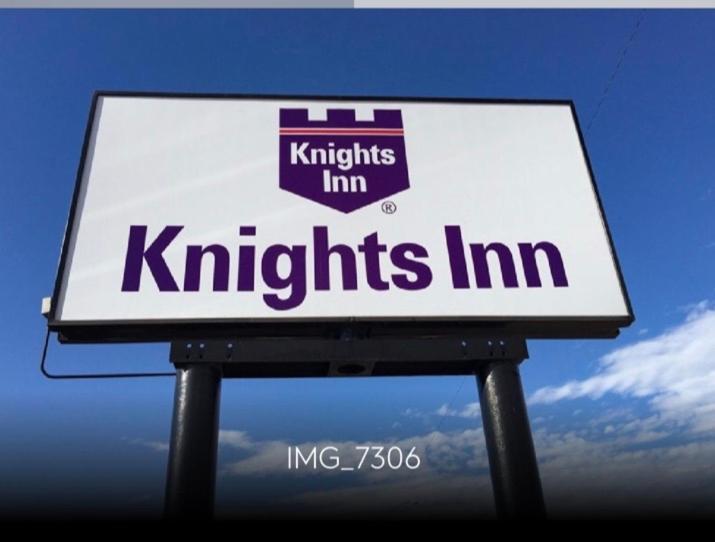 Knights Inn Fairview Buitenkant foto