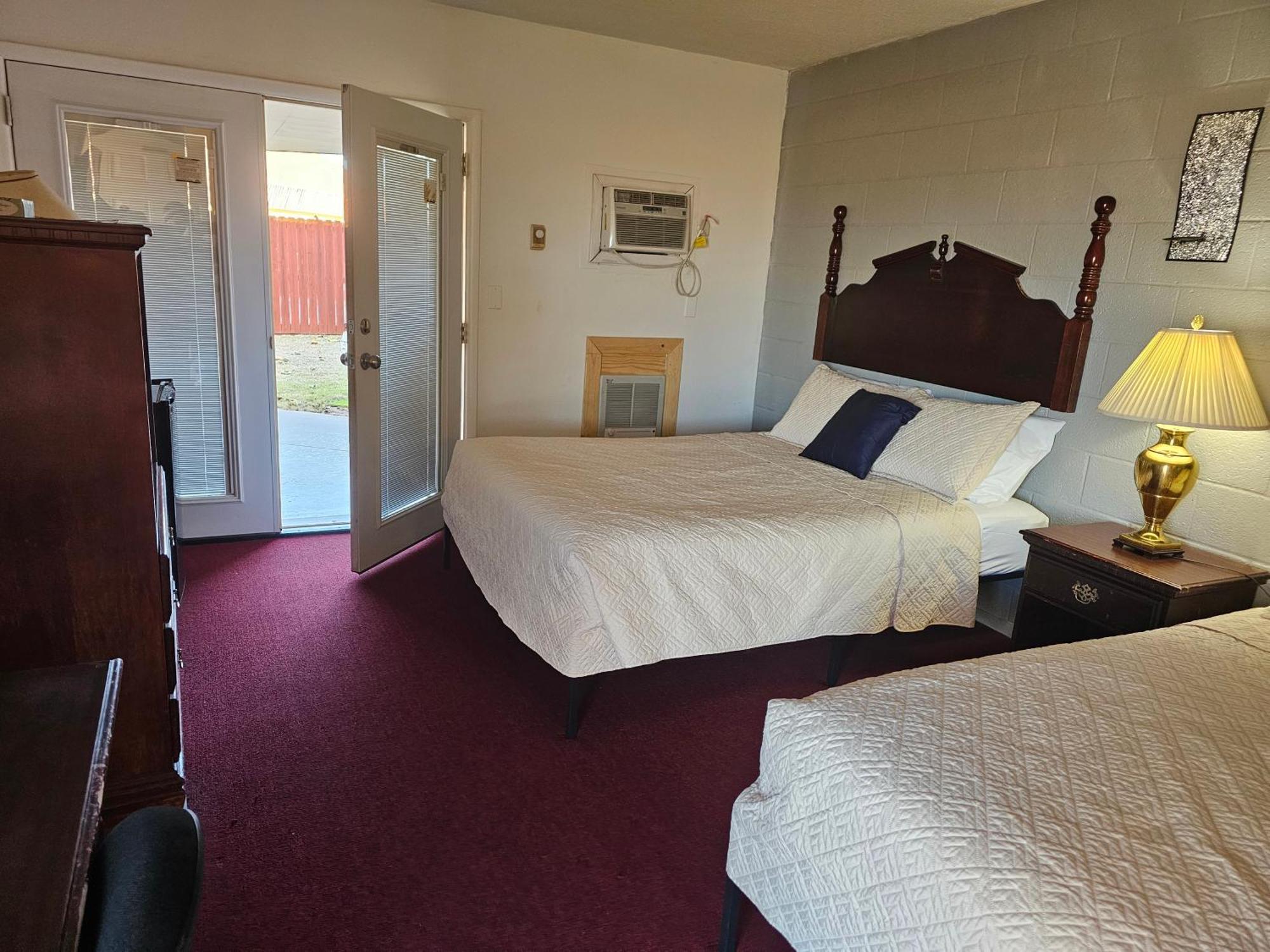 Knights Inn Fairview Buitenkant foto