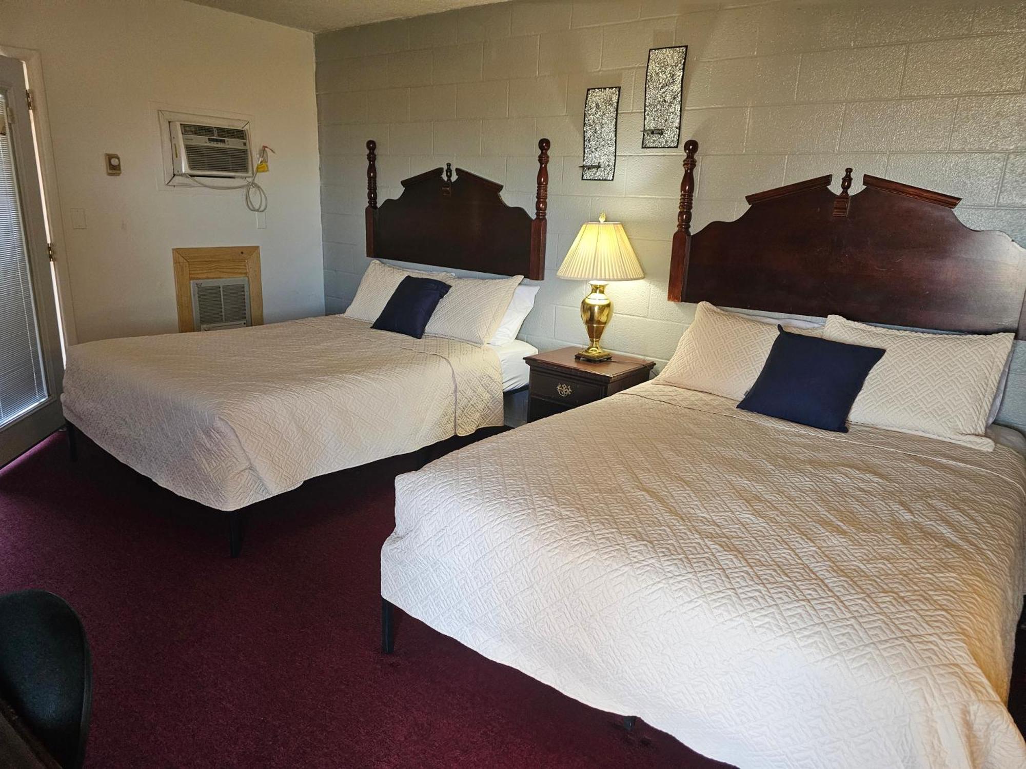 Knights Inn Fairview Buitenkant foto